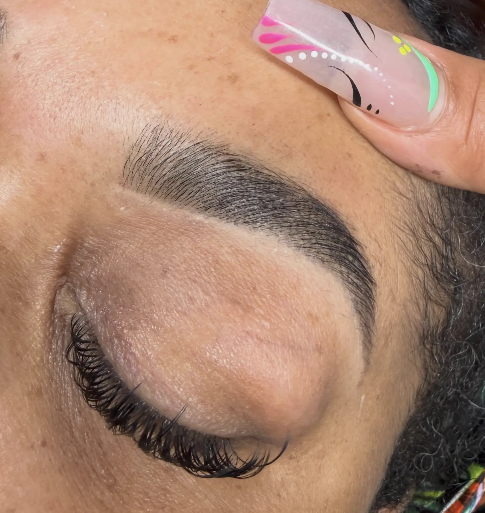 brow tint remover